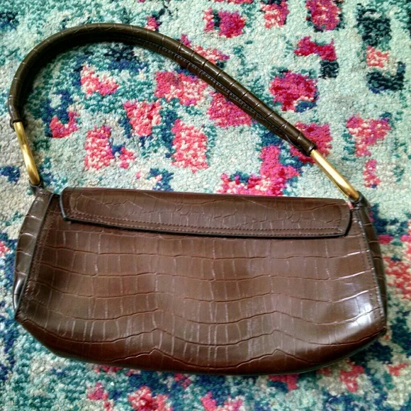 Bueno Brown Croc Embossed Leather Gold Handbag - Picture 7 of 13